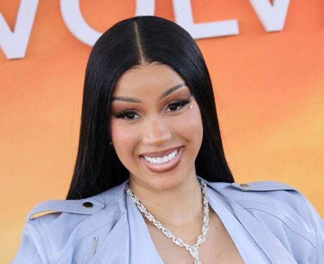 cardi b teeth