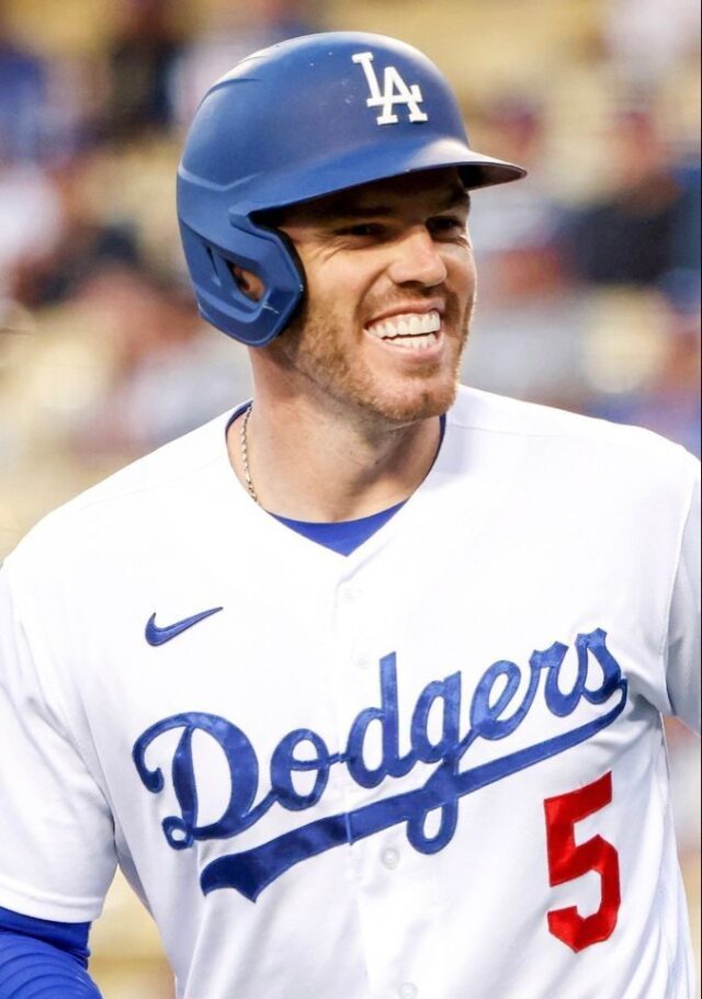 freddie freeman teeth