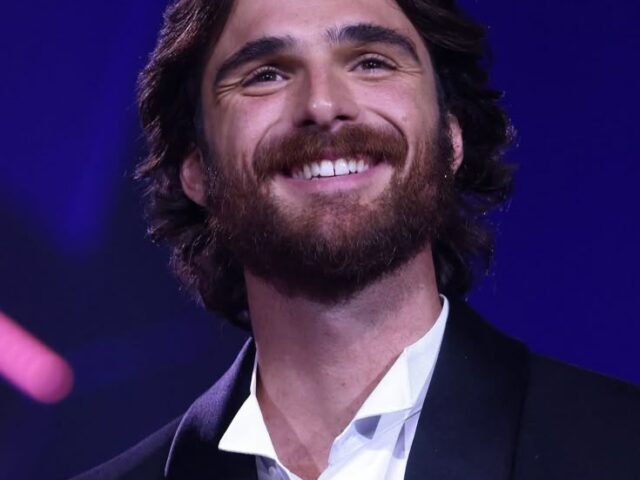 Jacob Elordi Teeth: The Secrets Behind the Hollywood Smile